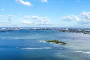 700 NE 24th St, Miami, FL 33137 - Photo 3