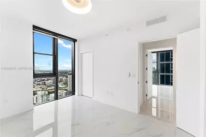 700 NE 24th St #5401B, Miami, FL 33137 - Photo 9