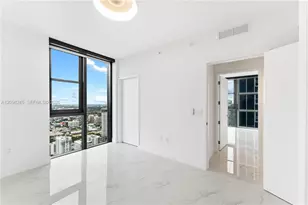 700 NE 24th St, Miami, FL 33137 - Photo 9