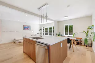 830 NE 72nd St, Miami, FL 33138 - Photo 9