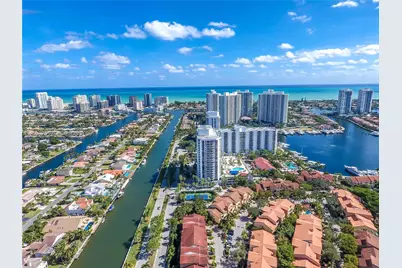 3610 Yacht Club Dr #410, Aventura, FL 33180 - Photo 5