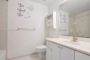 11528 NW 60th Terrace, Doral, FL 33178 - Photo 13