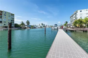 7930 Tatum Waterway Dr, Miami Beach, FL 33141 - Photo 3