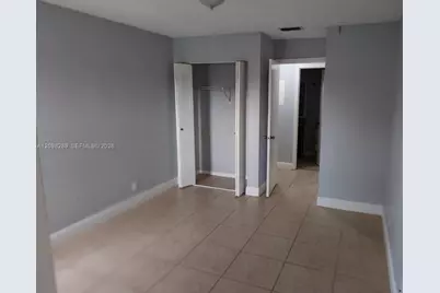 3400 N Pinewalk Dr N #923, Margate, FL 33063 - Photo 3