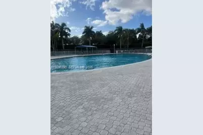 7555 Trent Dr #212 D, Tamarac, FL 33321 - Photo 9