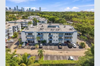 1800 SW 25th St #2204, Miami, FL 33133 - Photo 25