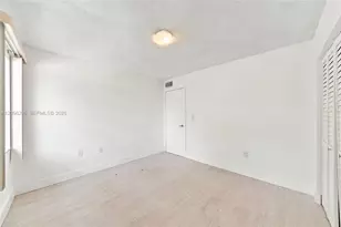 1800 SW 25th St, Miami, FL 33133 - Photo 15