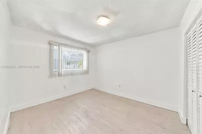 1800 SW 25th St #2204, Miami, FL 33133 - Photo 13