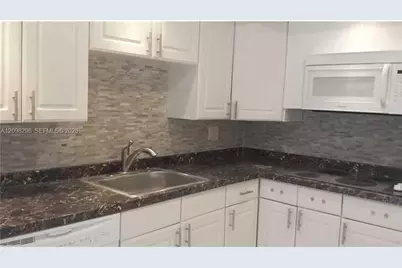 400 Kings Point Dr #1004, Sunny Isles Beach, FL 33160 - Photo 7