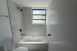 8933 SW 123rd Ct, Miami, FL 33186 - Photo 11