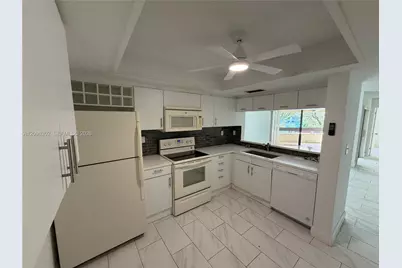 8933 SW 123rd Ct #207-5, Miami, FL 33186 - Photo 7