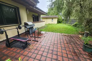 11950 SW 26th Terrace, Miami, FL 33175 - Photo 23