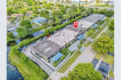 6810 SW 7th St, Margate, FL 33068 - Photo 5
