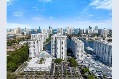 2750 NE 183rd St #PH06, Aventura, FL 33160 - Photo 31