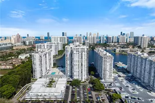 2750 NE 183rd St, Aventura, FL 33160 - Photo 31
