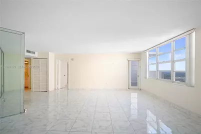2750 NE 183rd St #PH06, Aventura, FL 33160 - Photo 1