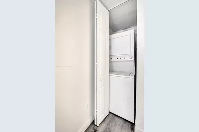 1000 NW N River Dr #6, Miami, FL 33136 - Photo 11