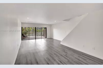 1000 NW N River Dr #6, Miami, FL 33136 - Photo 13