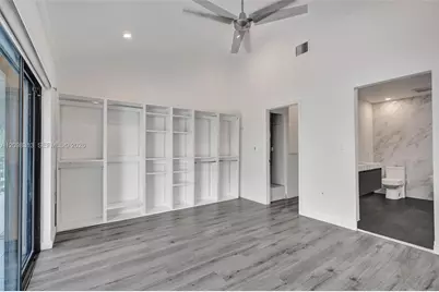 1000 NW N River Dr #6, Miami, FL 33136 - Photo 27