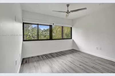 1000 NW N River Dr #6, Miami, FL 33136 - Photo 19