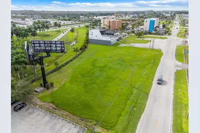 Krome, Florida City, FL 33034 - Photo 9