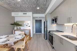 23 NE 17th Ter, Miami, FL 33132 - Photo 25