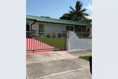 4330 NW 203rd Ter #B, Miami Gardens, FL 33055 - Photo 1