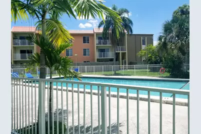 5241 Geneva Way #201, Doral, FL 33166 - Photo 1