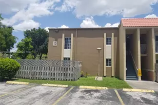 5241 Geneva Way, Doral, FL 33166 - Photo 13