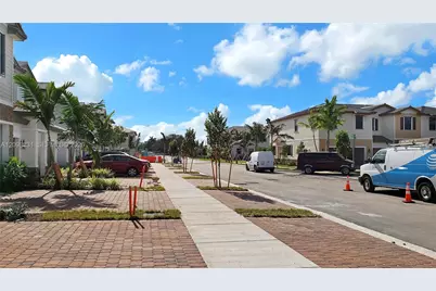 5850 Clydesdale Ct, Davie, FL 33314 - Photo 23