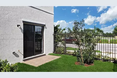 5850 Clydesdale Ct, Davie, FL 33314 - Photo 7