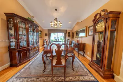 10071 NW 7th St, Plantation, FL 33324 - Photo 9
