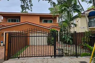 3280 Gifford Ln, Miami, FL 33133 - Photo 1