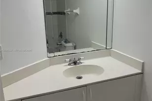 2415 NW 16th St Rd, Miami, FL 33125 - Photo 23