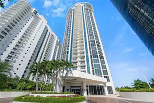 18671 Collins Ave, Sunny Isles Beach, FL 33160 - Photo 29