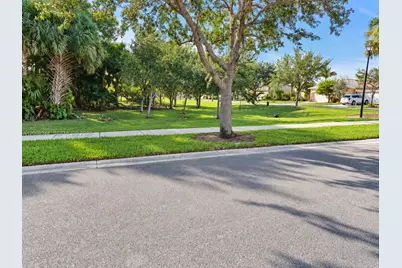 9750 SW Lindale Trace Blvd, Port Saint Lucie, FL 34987 - Photo 27