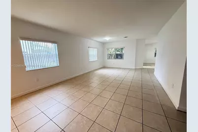 3663 NE 2nd Ct, Homestead, FL 33033 - Photo 5