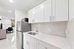 9731 NW 27th Terrace, Doral, FL 33172 - Photo 9
