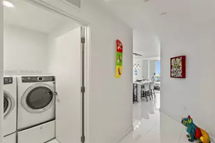 851 NE 1st Ave, Miami, FL 33132 - Photo 23