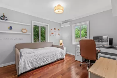 150 NW 99th St, Miami Shores, FL 33150 - Photo 15