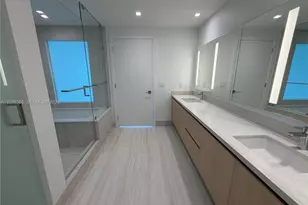 2411 Laguna Cir, North Miami, FL 33181 - Photo 11