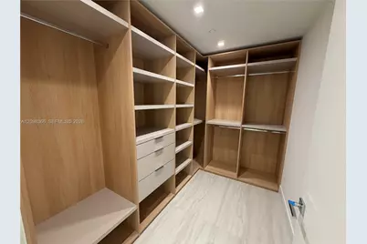 2411 Laguna Cir #408, North Miami, FL 33181 - Photo 11