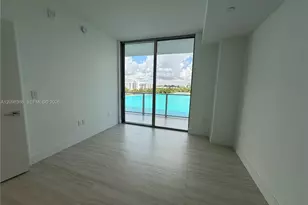 2411 Laguna Cir, North Miami, FL 33181 - Photo 15