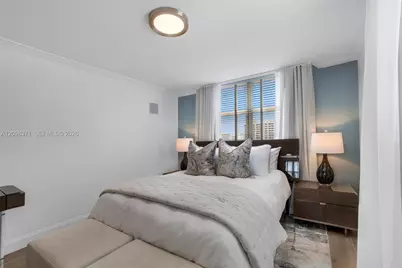 720 Collins Ave #801, Miami Beach, FL 33139 - Photo 19