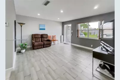 6960 NW 11th Ct, Margate, FL 33063 - Photo 5