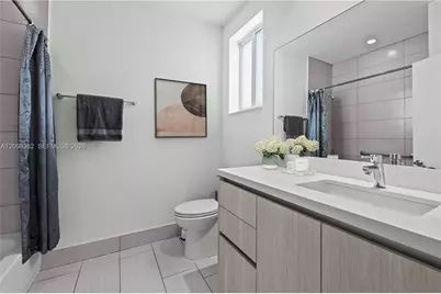 2461 NE 135th St, North Miami, FL 33181 - Photo 17