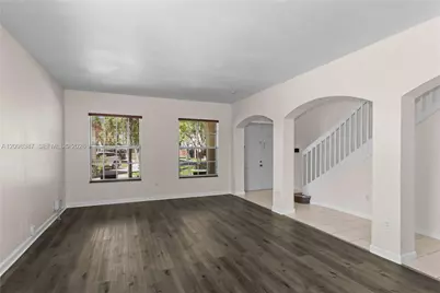 2001 NE 40th Rd #., Homestead, FL 33033 - Photo 5