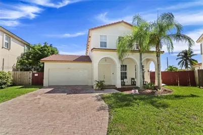 2001 NE 40th Rd #., Homestead, FL 33033 - Photo 1