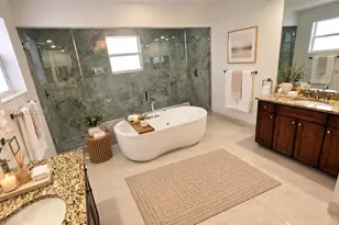 8870 NW 99th Ave, Doral, FL 33178 - Photo 21