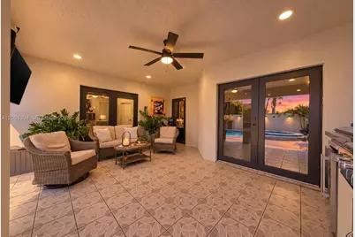 8936 NW 150th Ter, Miami Lakes, FL 33018 - Photo 35